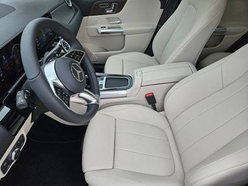 Certified 2026 Mercedes-Benz GLA 250 image 13