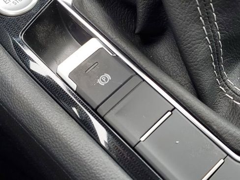 New 2026 Volkswagen Taos SEL image 31