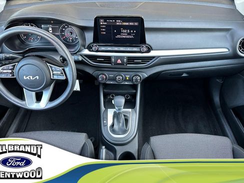 Used 2023 Kia Forte LXS w/ LXS Technology Package image 5