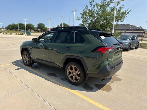 Used 2025 Toyota RAV4 Woodland Edition w/ Weather Package AWD/4WD image 5
