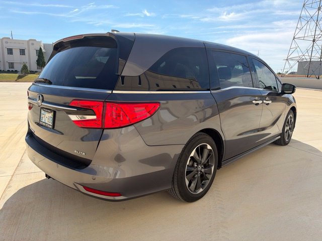 Used 2024 Honda Odyssey Elite image 5