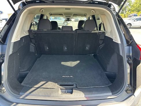 Used 2023 Nissan Rogue S FWD image 36