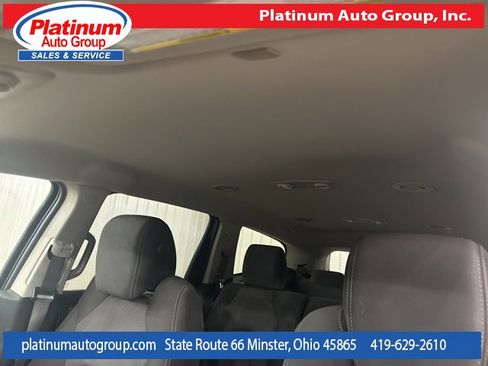 Used 2017 Chevrolet Traverse LT image 23
