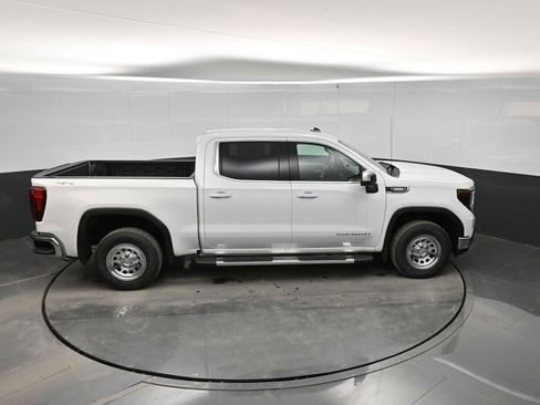 New 2026 GMC Sierra 1500 SLE w/ Preferred Package image 29