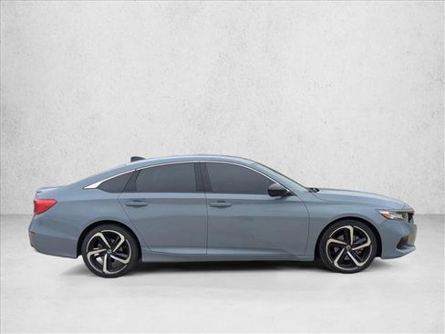 Used 2022 Honda Accord Sport image 3