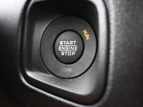 Used 2024 Jeep Gladiator Willys image 30