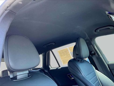 Used 2023 Mercedes-Benz GLC 300 image 13