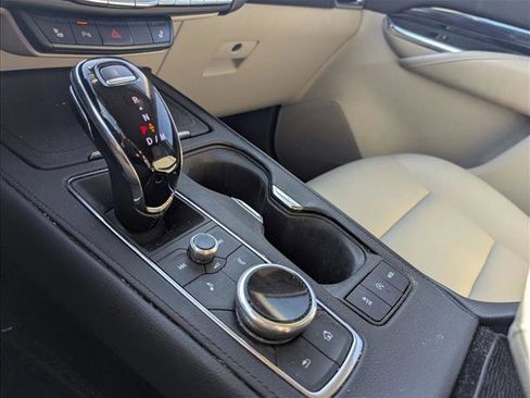 Used 2023 Cadillac XT4 Luxury w/ Cold Weather Package image 25