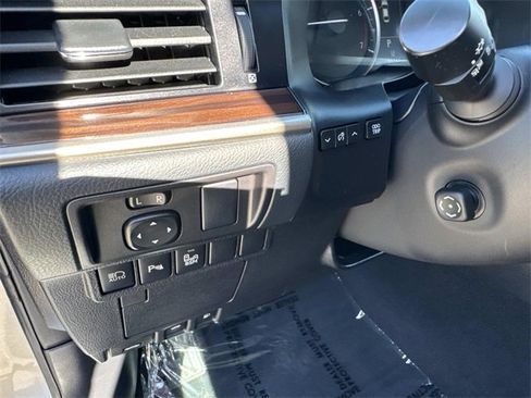 Used 2018 Lexus ES 350 w/ Premier Package image 32