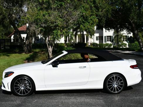 Used 2022 Mercedes-Benz C 300 Cabriolet w/ AMG Line image 32