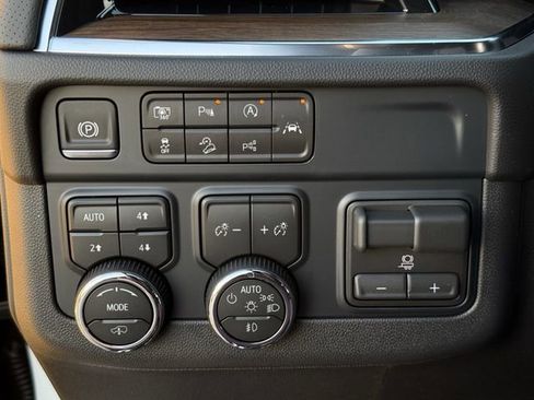 New 2026 Chevrolet Tahoe High Country image 21