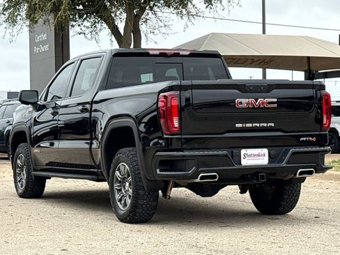 Used 2024 GMC Sierra 1500 AT4 w/ Technology Package AWD/4WD image 9