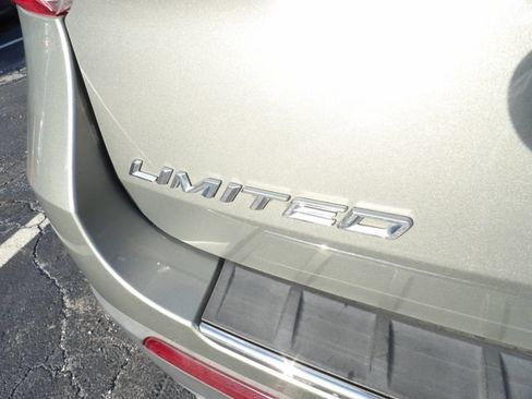 Used 2020 Ford Explorer Limited RWD image 18