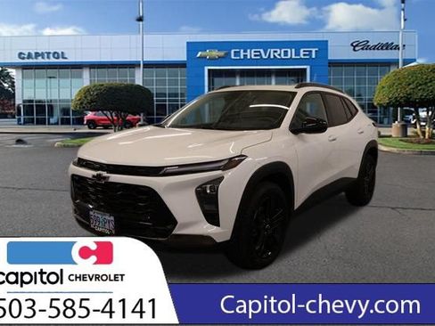 Used 2024 Chevrolet Trax ACTIV w/ Sunroof Package FWD image 7