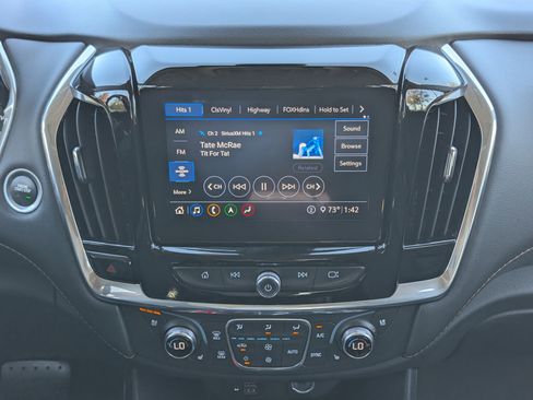 Used 2020 Chevrolet Traverse Premier w/ Redline Edition image 17