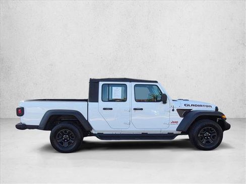 Used 2021 Jeep Gladiator Sport w/ Trailer Tow Package AWD/4WD image 4