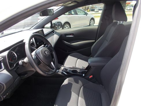 Used 2022 Toyota Corolla SE image 11