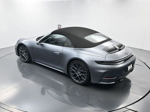 Certified 2026 Porsche 911 Carrera T RWD image 36