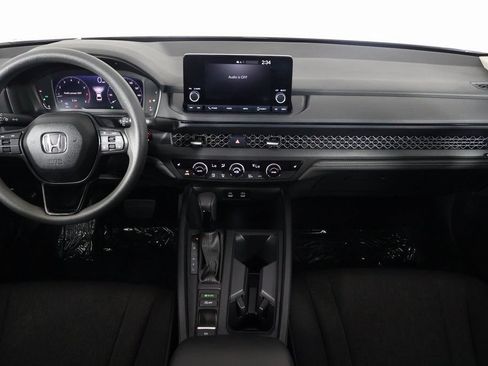 Used 2023 Honda Accord EX image 8