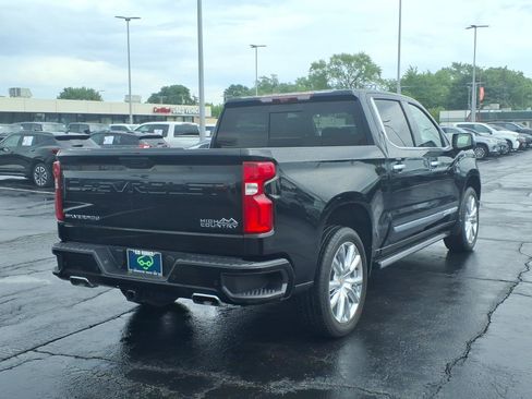 Certified 2025 Chevrolet Silverado 1500 High Country AWD/4WD image 4