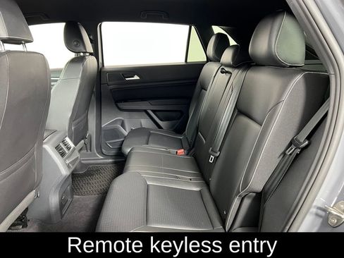 Used 2020 Volkswagen Atlas Cross Sport SE image 8