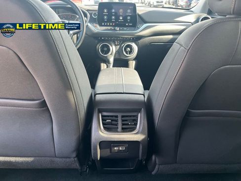 Used 2024 Chevrolet Blazer LT AWD/4WD image 29