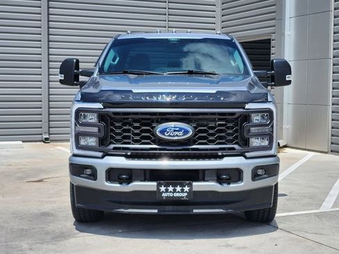 Used 2024 Ford F250 XL w/ STX Appearance Package AWD/4WD image 3