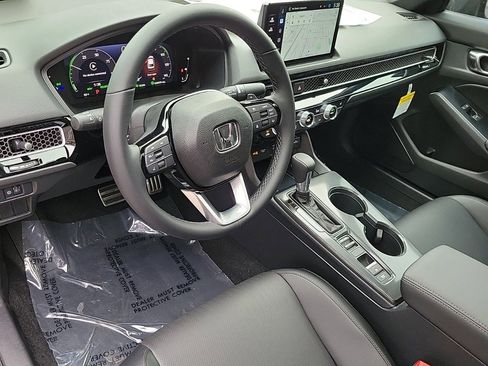 New 2025 Honda Civic Sport Touring image 17