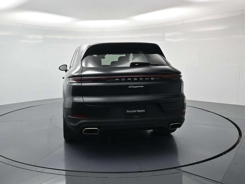 Certified 2026 Porsche Cayenne AWD/4WD image 29