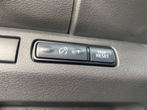 New 2025 Nissan Frontier SV image 30