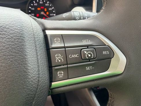 Used 2023 Jeep Compass Limited w/ Elite Group AWD/4WD image 22
