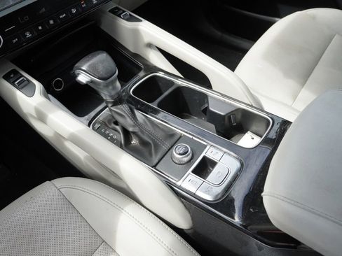 Used 2023 Kia Telluride S FWD image 15