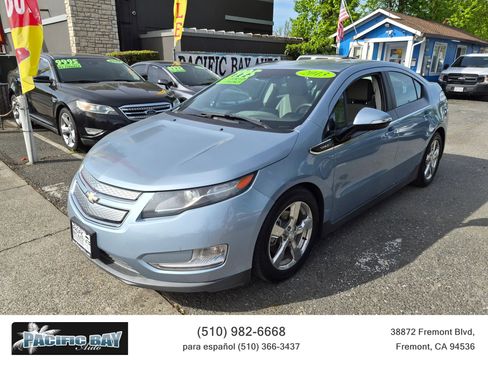 Used 2013 Chevrolet Volt Premium w/ Premium Trim Package image 3