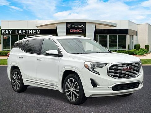 Used 2018 GMC Terrain Denali w/ Advanced Safety Package image 6