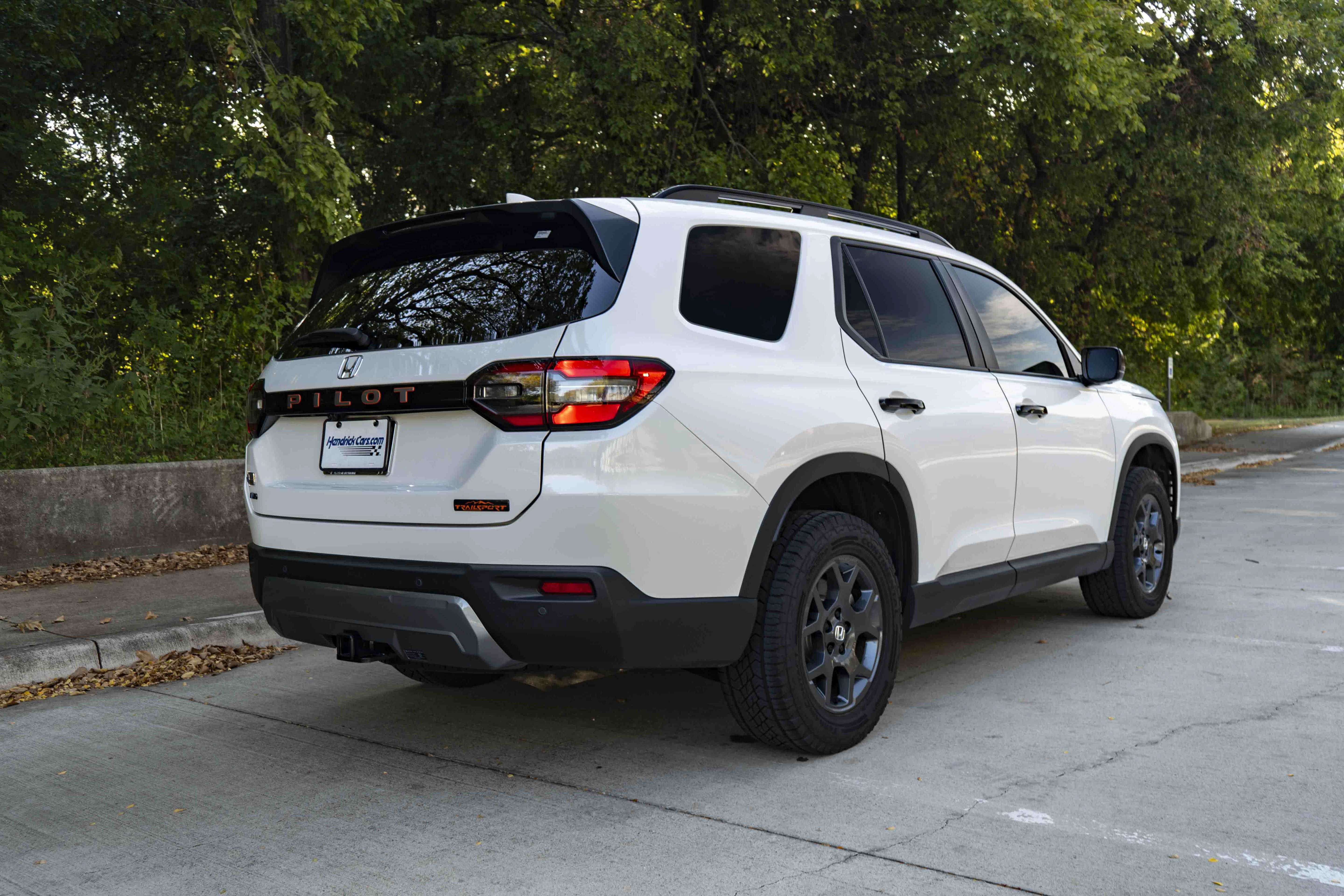 Certified 2026 Honda Pilot TrailSport image 9
