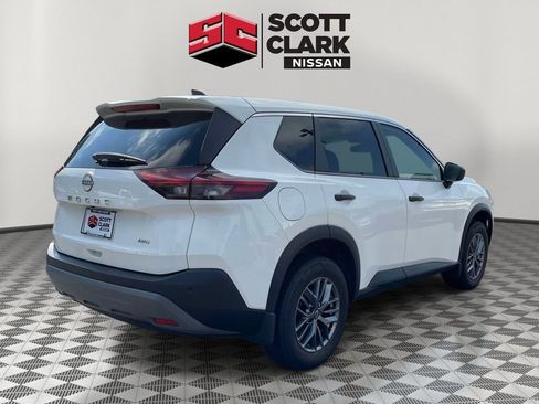Used 2023 Nissan Rogue S AWD/4WD image 6