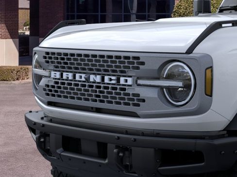 New 2026 Ford Bronco Badlands AWD/4WD image 19