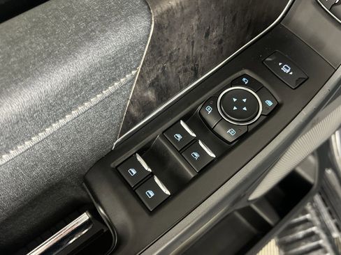 Used 2023 Ford F250 Lariat w/ Lariat Ultimate Package image 15