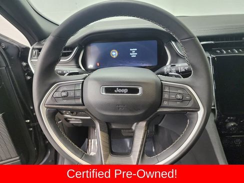 Certified 2025 Jeep Grand Cherokee Limited AWD/4WD image 14