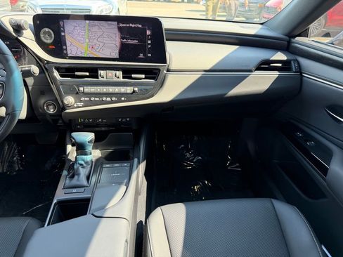 Used 2022 Lexus ES 350 w/ Premium Package image 30