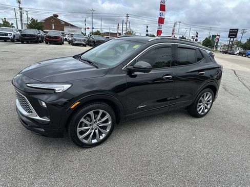 Certified 2025 Buick Encore GX Avenir w/ Avenir Technology Package FWD image 33