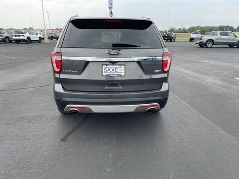 Used 2016 Ford Explorer Limited w/ Equipment Group 303A AWD/4WD image 4