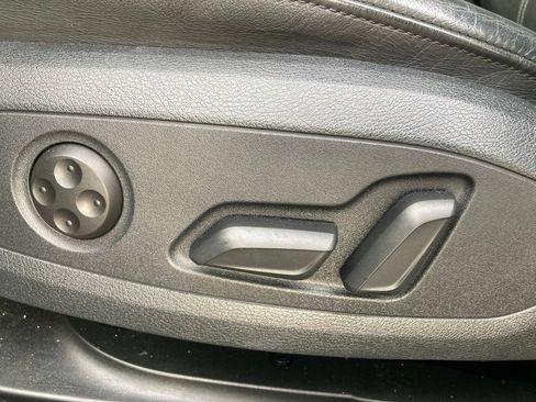 Used 2021 Audi A4 2.0T Premium image 15