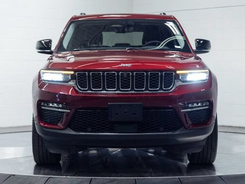 Used 2023 Jeep Grand Cherokee Limited w/ Luxury Tech Group II AWD/4WD image 5