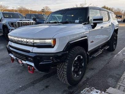 New 2024 GMC Hummer EV 2X w/ Extreme Off-Road Package