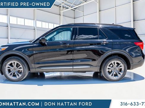 Certified 2023 Ford Explorer XLT w/ Equipment Group 202A AWD/4WD image 2