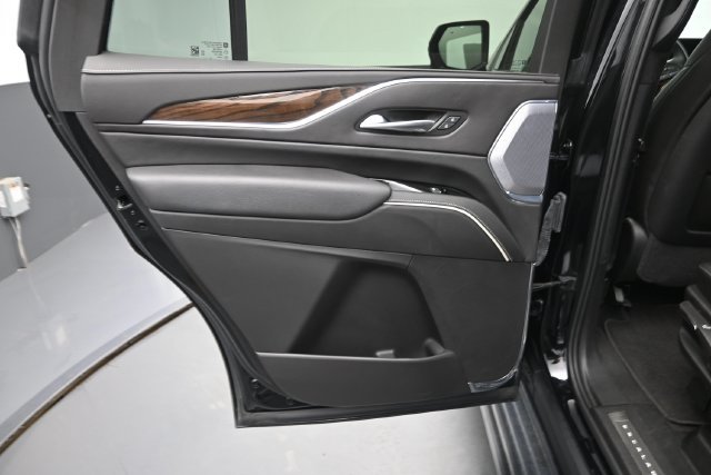 Certified 2024 Cadillac Escalade Sport Platinum w/ LPO, ONYX Package AWD/4WD image 45