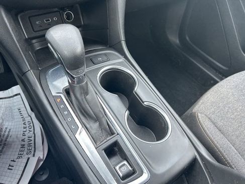 Used 2022 Chevrolet Equinox LT image 28