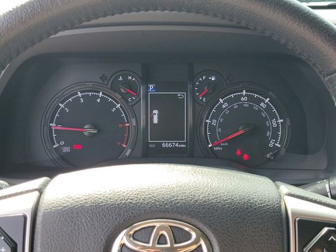 Used 2021 Toyota 4Runner SR5 RWD image 26