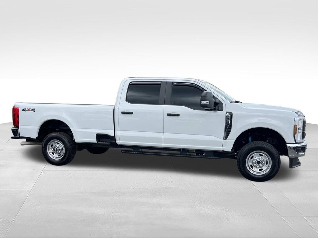 Certified 2024 Ford F250 XL w/ XL Chrome Package AWD/4WD image 2